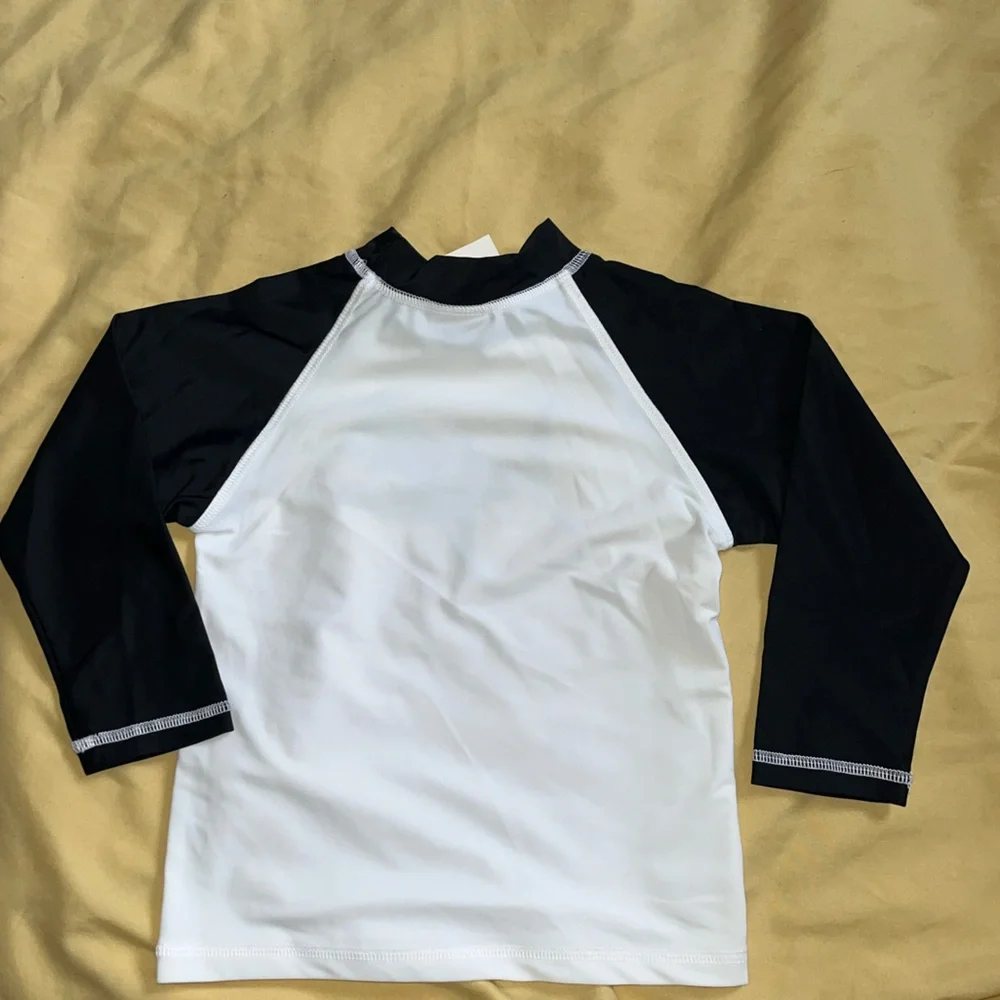 Flap Happy Kids UV 50 NWT Shark Rash Guard Swim Top Size 5
